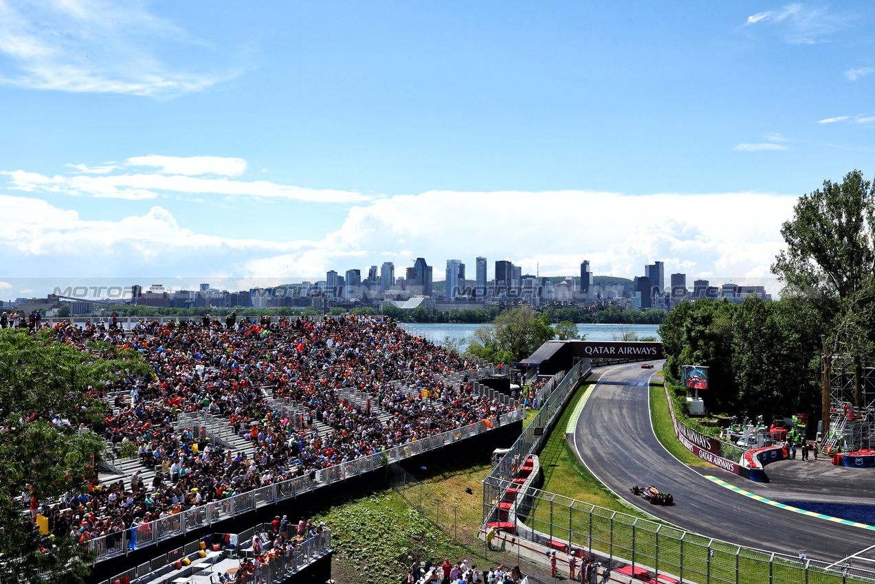 GP CANADA, Max Verstappen (NLD) Red Bull Racing RB20.

07.06.2024. Formula 1 World Championship, Rd 9, Canadian Grand Prix, Montreal, Canada, Practice Day.

- www.xpbimages.com, EMail: requests@xpbimages.com © Copyright: Charniaux / XPB Images