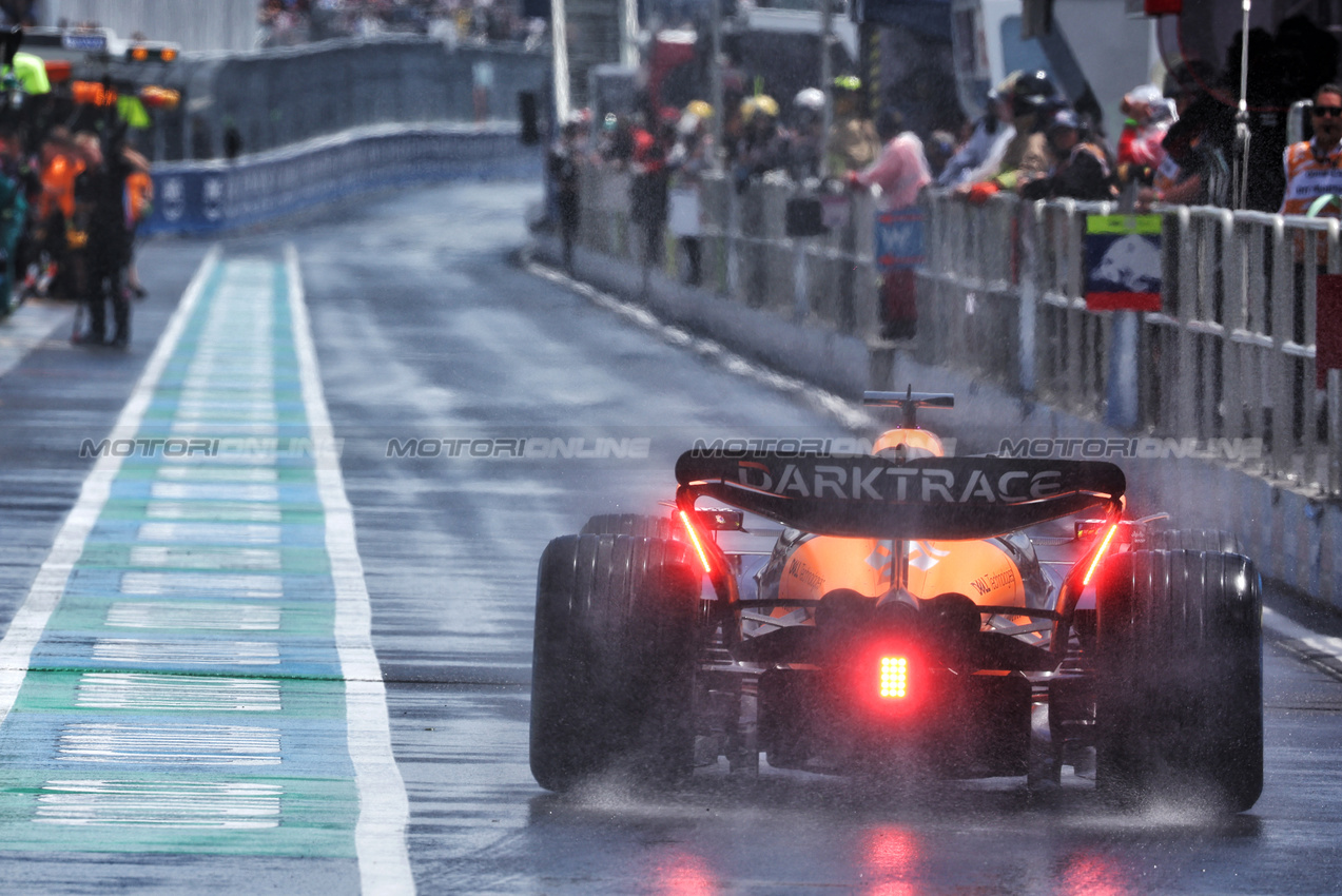 GP CANADA, Oscar Piastri (AUS) McLaren MCL38 in the pits.

07.06.2024. Formula 1 World Championship, Rd 9, Canadian Grand Prix, Montreal, Canada, Practice Day.

 - www.xpbimages.com, EMail: requests@xpbimages.com © Copyright: Coates / XPB Images