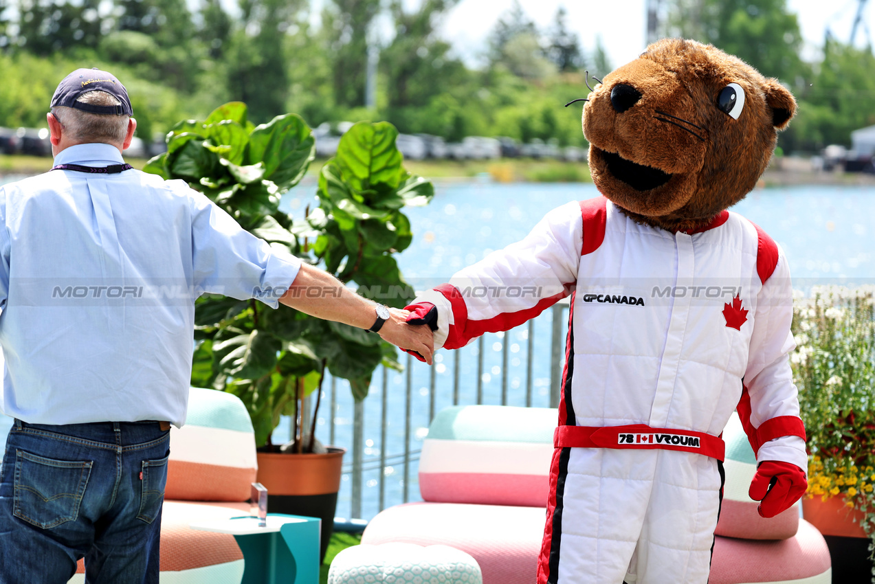 GP CANADA, Circuit Atmosfera - Mascot.

07.06.2024. Formula 1 World Championship, Rd 9, Canadian Grand Prix, Montreal, Canada, Practice Day.

- www.xpbimages.com, EMail: requests@xpbimages.com © Copyright: Bearne / XPB Images