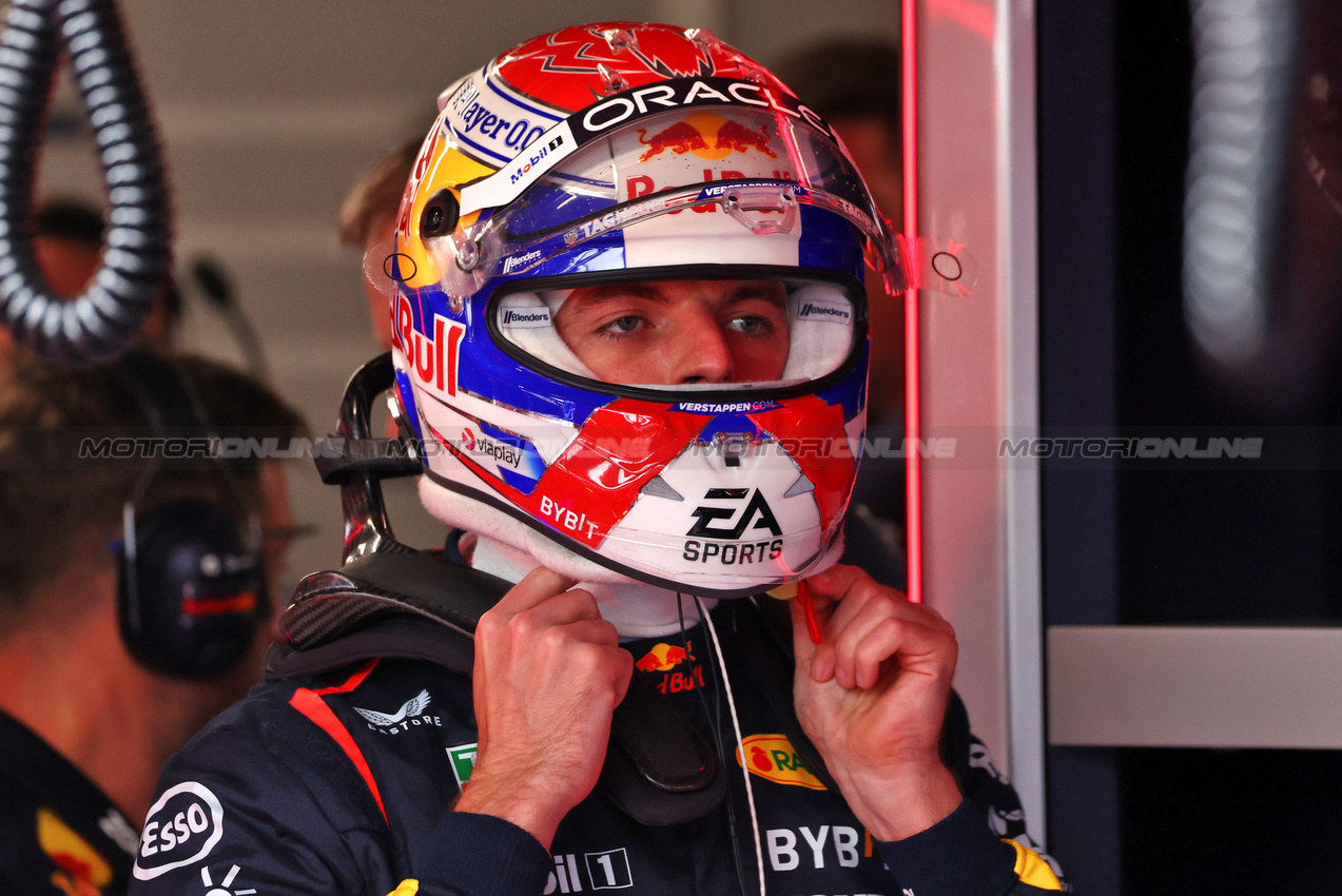 GP CANADA, Max Verstappen (NLD) Red Bull Racing.

07.06.2024. Formula 1 World Championship, Rd 9, Canadian Grand Prix, Montreal, Canada, Practice Day.

 - www.xpbimages.com, EMail: requests@xpbimages.com © Copyright: Coates / XPB Images