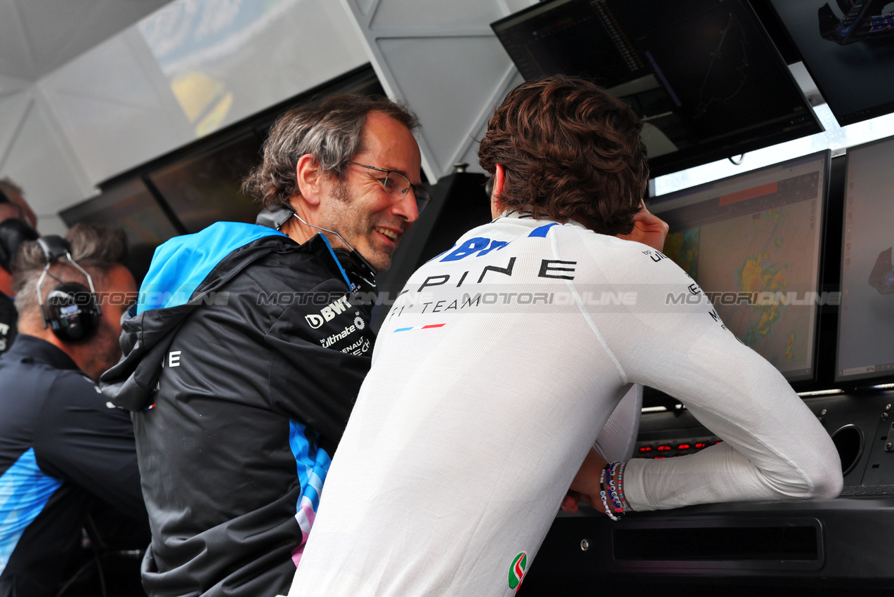 GP CANADA, (L to R): Ciaron Pilbeam (GBR) Alpine F1 Team Head of Trackside Engineering with Jack Doohan (AUS) Alpine F1 Team Reserve Driver.

07.06.2024. Formula 1 World Championship, Rd 9, Canadian Grand Prix, Montreal, Canada, Practice Day.

- www.xpbimages.com, EMail: requests@xpbimages.com © Copyright: Batchelor / XPB Images