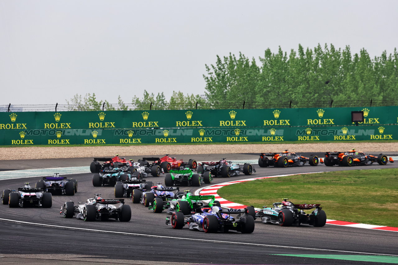 GP CINA, Yuki Tsunoda (JPN) RB VCARB 01 at the partenza of the race.

21.04.2024. Formula 1 World Championship, Rd 5, Chinese Grand Prix, Shanghai, China, Gara Day.

- www.xpbimages.com, EMail: requests@xpbimages.com © Copyright: Batchelor / XPB Images