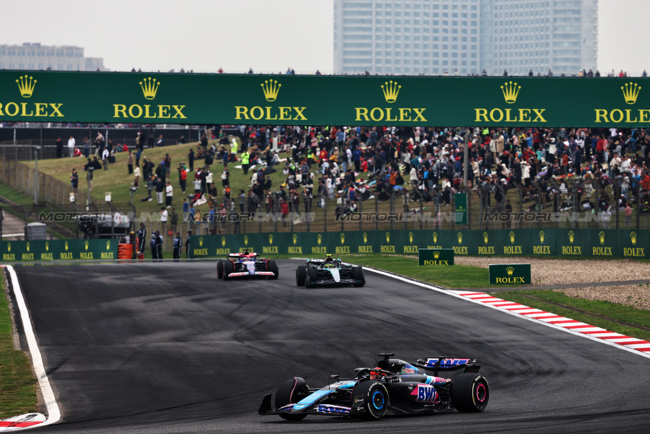 GP CINA, Esteban Ocon (FRA) Alpine F1 Team A524.

21.04.2024. Formula 1 World Championship, Rd 5, Chinese Grand Prix, Shanghai, China, Gara Day.

- www.xpbimages.com, EMail: requests@xpbimages.com © Copyright: Batchelor / XPB Images