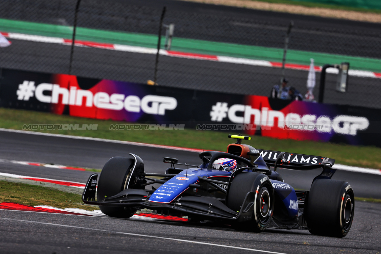 GP CINA, Logan Sargeant (USA) Williams Racing FW46.

21.04.2024. Formula 1 World Championship, Rd 5, Chinese Grand Prix, Shanghai, China, Gara Day.

- www.xpbimages.com, EMail: requests@xpbimages.com © Copyright: Batchelor / XPB Images