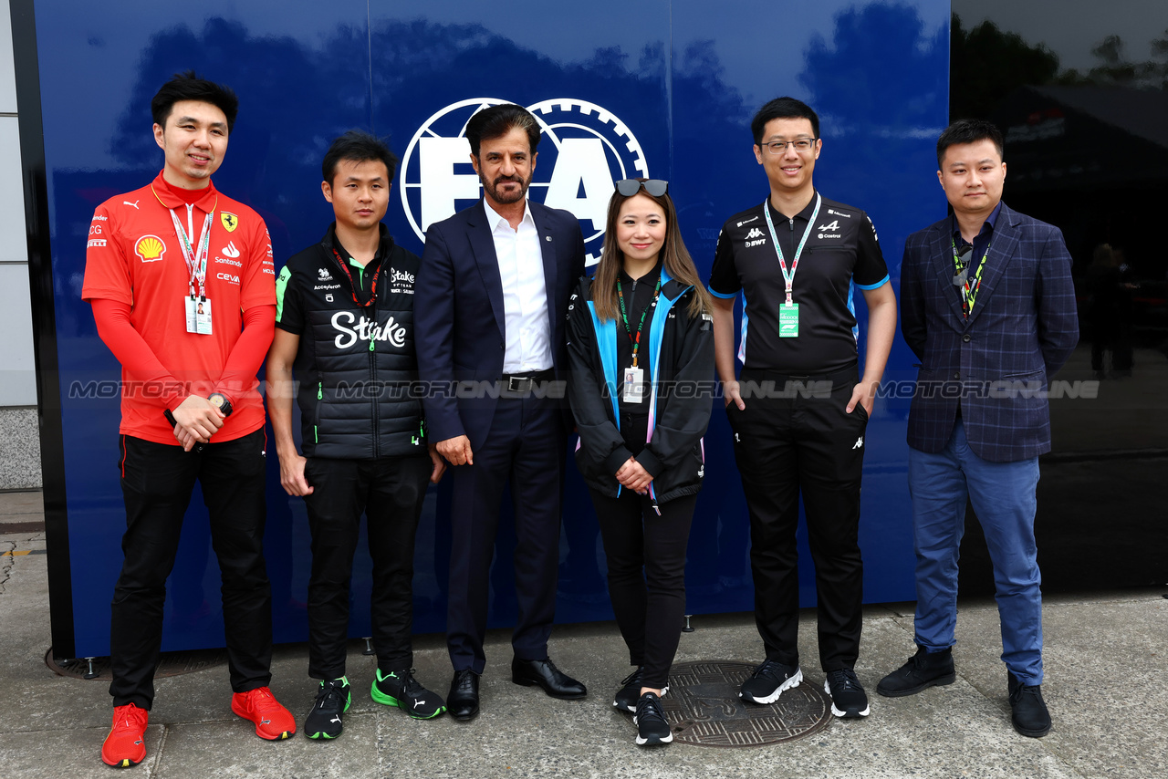 GP CINA, Mohammed Bin Sulayem (UAE) FIA President with Dominic Cheng, Sauber Tyre e Brake Performance Engineer abd Anisa Hung, Alpine F1 Team Partner Management.

21.04.2024. Formula 1 World Championship, Rd 5, Chinese Grand Prix, Shanghai, China, Gara Day.

- www.xpbimages.com, EMail: requests@xpbimages.com © Copyright: Batchelor / XPB Images