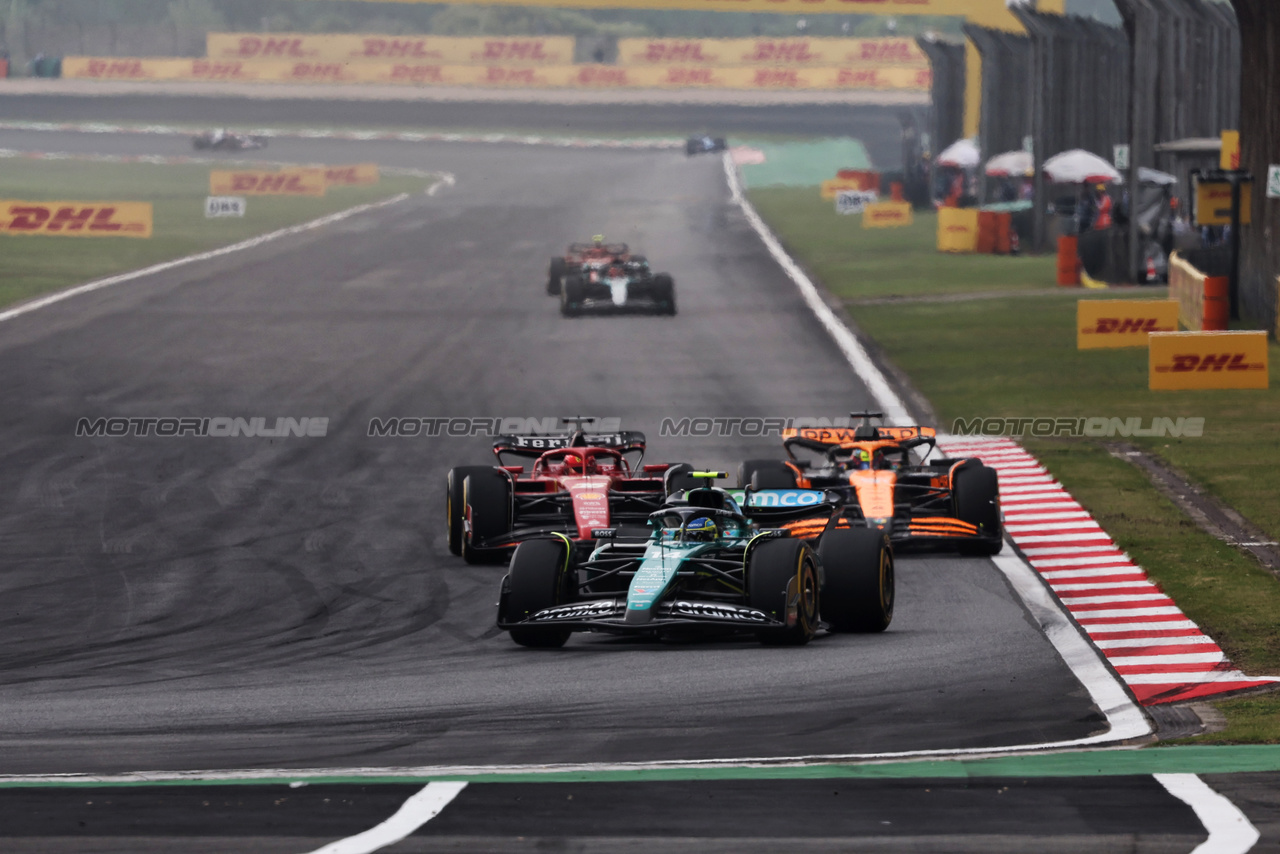 GP CINA, Fernando Alonso (ESP) Aston Martin F1 Team AMR24.

21.04.2024. Formula 1 World Championship, Rd 5, Chinese Grand Prix, Shanghai, China, Gara Day.

- www.xpbimages.com, EMail: requests@xpbimages.com © Copyright: Rew / XPB Images