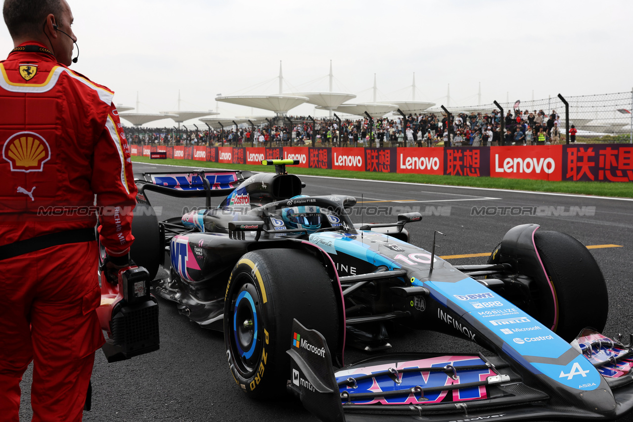 GP CINA, Pierre Gasly (FRA) Alpine F1 Team A524 on the grid.

21.04.2024. Formula 1 World Championship, Rd 5, Chinese Grand Prix, Shanghai, China, Gara Day.

- www.xpbimages.com, EMail: requests@xpbimages.com © Copyright: Rew / XPB Images