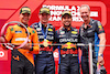 GP CINA, The podium (L to R): Lando Norris (GBR) McLaren, second; Max Verstappen (NLD) Red Bull Racing, vincitore; Sergio Perez (MEX) Red Bull Racing, third; Paul Monaghan (GBR) Red Bull Racing Chief Engineer.
21.04.2024. Formula 1 World Championship, Rd 5, Chinese Grand Prix, Shanghai, China, Gara Day.
- www.xpbimages.com, EMail: requests@xpbimages.com © Copyright: Batchelor / XPB Images