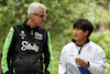 GP CINA, (L to R): Alessandro Alunni Bravi (ITA) Sauber Managing Director e Team Representative with Yuki Tsunoda (JPN) RB.
21.04.2024. Formula 1 World Championship, Rd 5, Chinese Grand Prix, Shanghai, China, Gara Day.
- www.xpbimages.com, EMail: requests@xpbimages.com © Copyright: Rew / XPB Images