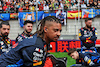 GP CINA, Red Bull Racing meccanici on the grid.
21.04.2024. Formula 1 World Championship, Rd 5, Chinese Grand Prix, Shanghai, China, Gara Day.
- www.xpbimages.com, EMail: requests@xpbimages.com © Copyright: Rew / XPB Images