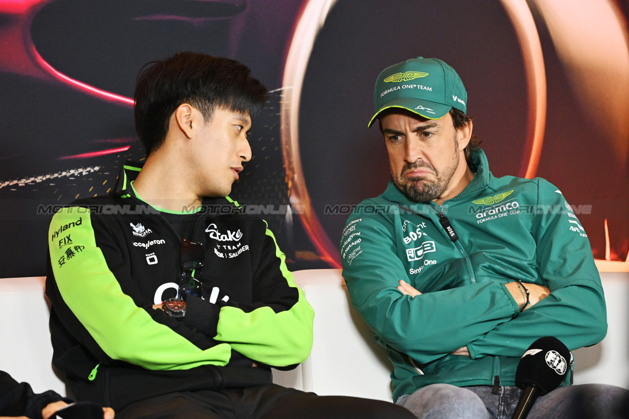 GP CINA, (L to R): Zhou Guanyu (CHN) Sauber e Fernando Alonso (ESP) Aston Martin F1 Team in the FIA Press Conference.

18.04.2024. Formula 1 World Championship, Rd 5, Chinese Grand Prix, Shanghai, China, Preparation Day.

- www.xpbimages.com, EMail: requests@xpbimages.com © Copyright: XPB Images