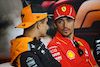 GP CINA, (L to R): Lando Norris (GBR) McLaren e Charles Leclerc (MON) Ferrari in the FIA Press Conference.
18.04.2024. Formula 1 World Championship, Rd 5, Chinese Grand Prix, Shanghai, China, Preparation Day.
- www.xpbimages.com, EMail: requests@xpbimages.com © Copyright: XPB Images