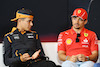 GP CINA, (L to R): Lando Norris (GBR) McLaren e Charles Leclerc (MON) Ferrari in the FIA Press Conference.
18.04.2024. Formula 1 World Championship, Rd 5, Chinese Grand Prix, Shanghai, China, Preparation Day.
- www.xpbimages.com, EMail: requests@xpbimages.com © Copyright: XPB Images