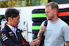 GP CINA, (L to R): Ayao Komatsu (JPN) Haas F1 Team Principal with Kevin Magnussen (DEN) Haas F1 Team.
18.04.2024. Formula 1 World Championship, Rd 5, Chinese Grand Prix, Shanghai, China, Preparation Day.
- www.xpbimages.com, EMail: requests@xpbimages.com © Copyright: Bearne / XPB Images