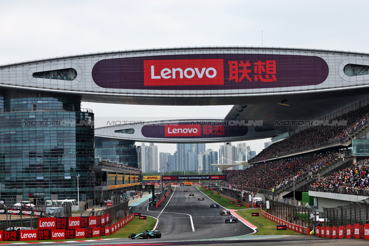 GP CINA, Lance Stroll (CDN) Aston Martin F1 Team AMR24.

20.04.2024. Formula 1 World Championship, Rd 5, Chinese Grand Prix, Shanghai, China, Sprint e Qualifiche Day.

- www.xpbimages.com, EMail: requests@xpbimages.com © Copyright: Batchelor / XPB Images