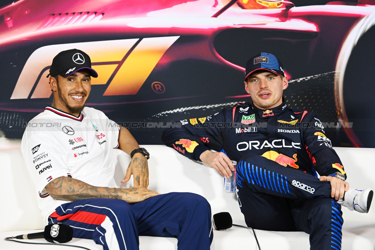 GP CINA, (L to R): Lewis Hamilton (GBR) Mercedes AMG F1 e Max Verstappen (NLD) Red Bull Racing in the post Sprint FIA Press Conference.

- www.xpbimages.com, EMail: requests@xpbimages.com © Copyright: XPB Images