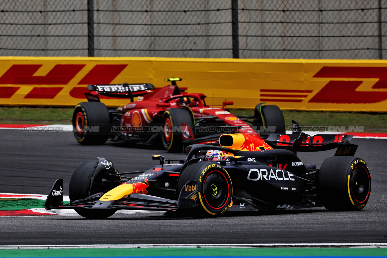 GP CINA, Max Verstappen (NLD) Red Bull Racing RB20.

20.04.2024. Formula 1 World Championship, Rd 5, Chinese Grand Prix, Shanghai, China, Sprint e Qualifiche Day.

 - www.xpbimages.com, EMail: requests@xpbimages.com © Copyright: Coates / XPB Images