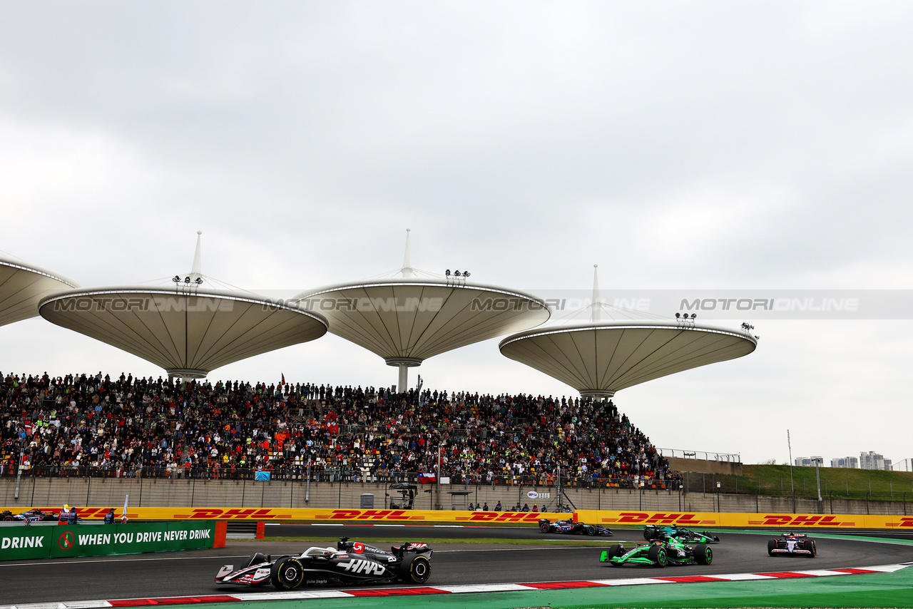 GP CINA, Kevin Magnussen (DEN) Haas VF-24.

20.04.2024. Formula 1 World Championship, Rd 5, Chinese Grand Prix, Shanghai, China, Sprint e Qualifiche Day.

 - www.xpbimages.com, EMail: requests@xpbimages.com © Copyright: Coates / XPB Images