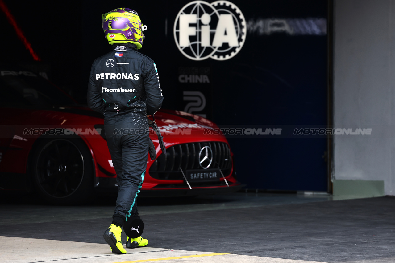 GP CINA, Lewis Hamilton (GBR) Mercedes AMG F1.

20.04.2024. Formula 1 World Championship, Rd 5, Chinese Grand Prix, Shanghai, China, Sprint e Qualifiche Day.

- www.xpbimages.com, EMail: requests@xpbimages.com © Copyright: Batchelor / XPB Images