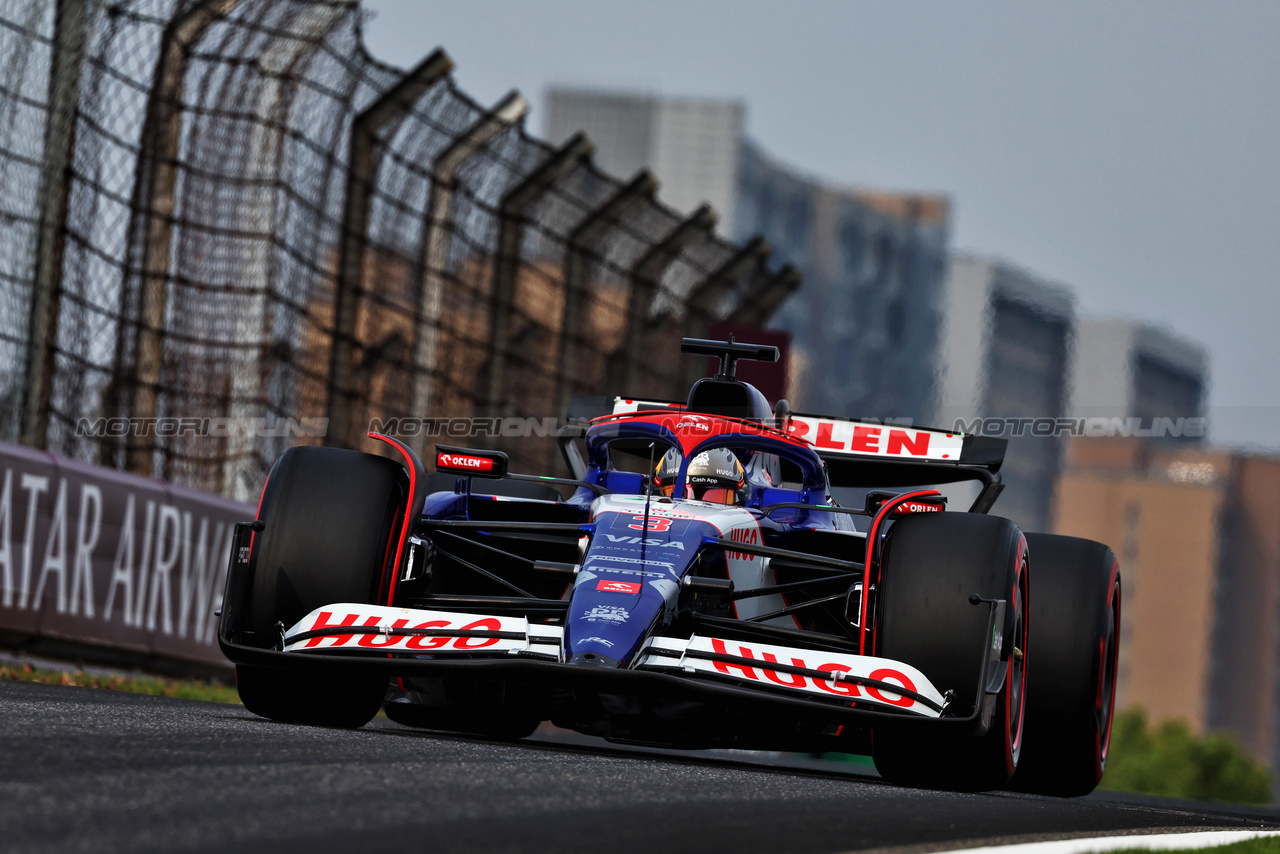 GP CINA, Daniel Ricciardo (AUS) RB VCARB 01.

20.04.2024. Formula 1 World Championship, Rd 5, Chinese Grand Prix, Shanghai, China, Sprint e Qualifiche Day.

- www.xpbimages.com, EMail: requests@xpbimages.com © Copyright: Batchelor / XPB Images