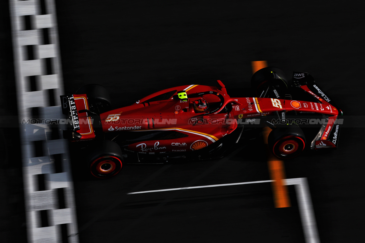 GP CINA, Carlos Sainz Jr (ESP) Ferrari SF-24.

20.04.2024. Formula 1 World Championship, Rd 5, Chinese Grand Prix, Shanghai, China, Sprint e Qualifiche Day.

 - www.xpbimages.com, EMail: requests@xpbimages.com © Copyright: Coates / XPB Images