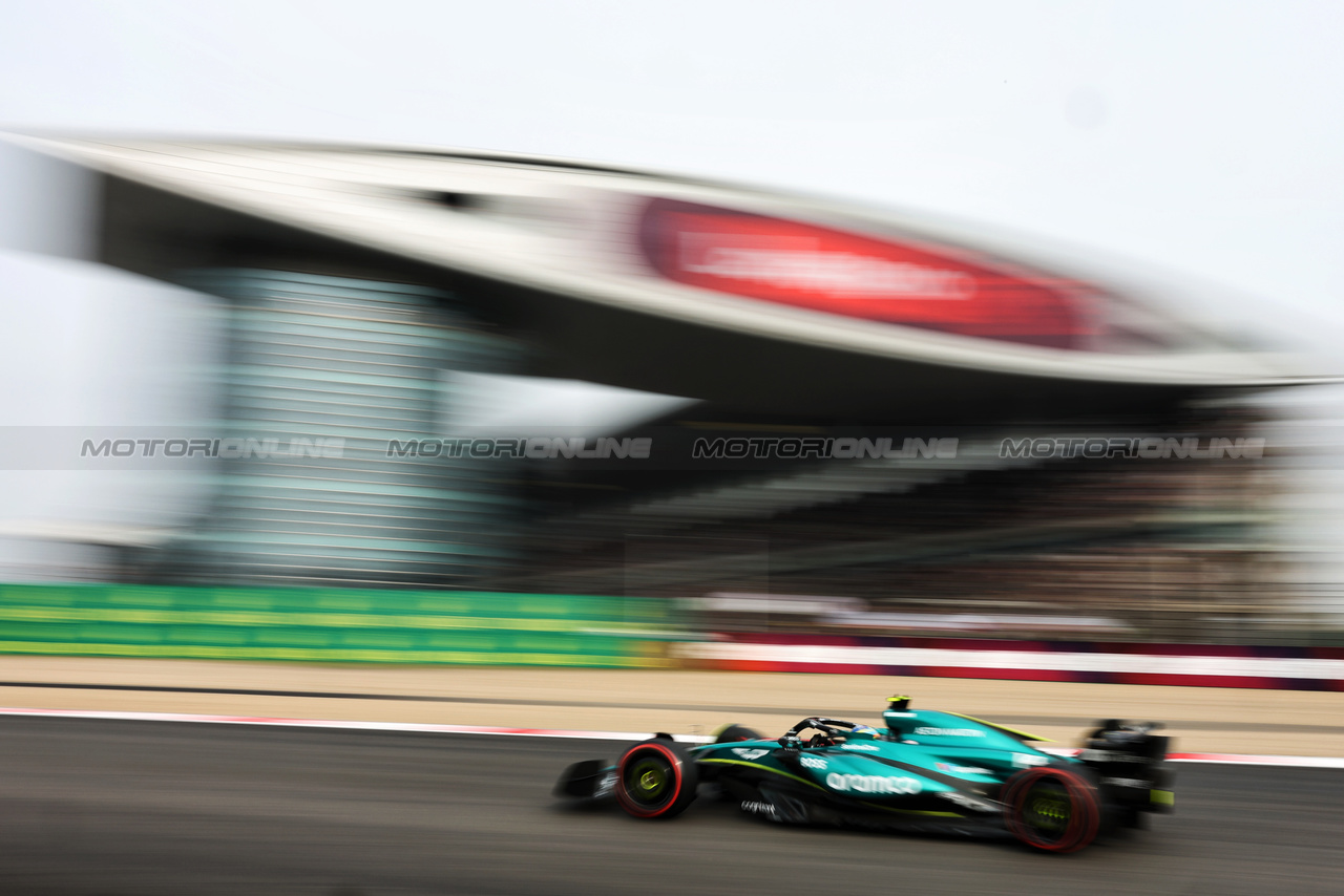 GP CINA, Fernando Alonso (ESP) Aston Martin F1 Team AMR24.

20.04.2024. Formula 1 World Championship, Rd 5, Chinese Grand Prix, Shanghai, China, Sprint e Qualifiche Day.

- www.xpbimages.com, EMail: requests@xpbimages.com © Copyright: Rew / XPB Images