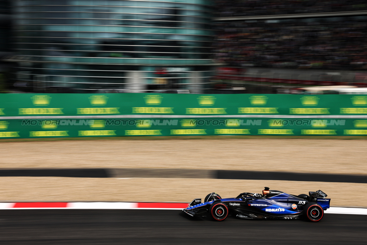 GP CINA, Alexander Albon (THA) Williams Racing FW46.

20.04.2024. Formula 1 World Championship, Rd 5, Chinese Grand Prix, Shanghai, China, Sprint e Qualifiche Day.

- www.xpbimages.com, EMail: requests@xpbimages.com © Copyright: Rew / XPB Images