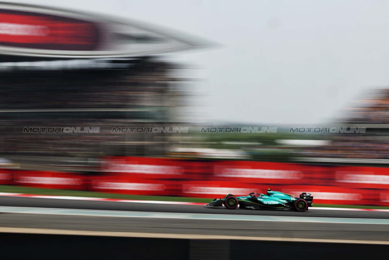 GP CINA, Fernando Alonso (ESP) Aston Martin F1 Team AMR24.

20.04.2024. Formula 1 World Championship, Rd 5, Chinese Grand Prix, Shanghai, China, Sprint e Qualifiche Day.

- www.xpbimages.com, EMail: requests@xpbimages.com © Copyright: Rew / XPB Images