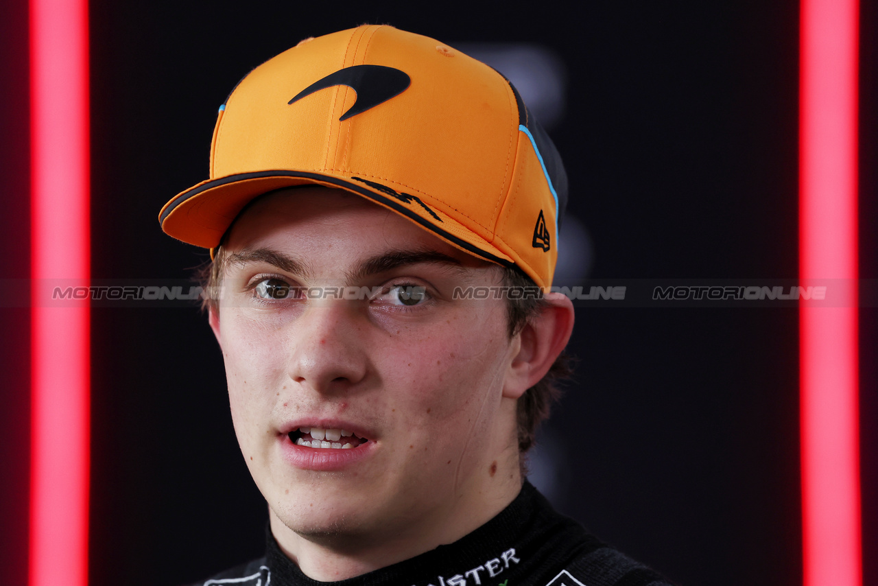 GP CINA, Oscar Piastri (AUS) McLaren.

20.04.2024. Formula 1 World Championship, Rd 5, Chinese Grand Prix, Shanghai, China, Sprint e Qualifiche Day.

- www.xpbimages.com, EMail: requests@xpbimages.com © Copyright: Rew / XPB Images