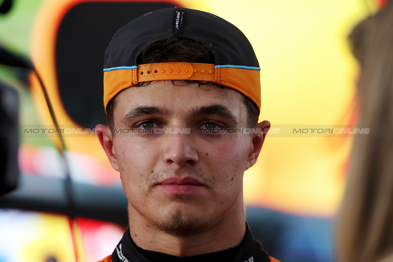 GP CINA, Lando Norris (GBR) McLaren.

20.04.2024. Formula 1 World Championship, Rd 5, Chinese Grand Prix, Shanghai, China, Sprint e Qualifiche Day.

- www.xpbimages.com, EMail: requests@xpbimages.com © Copyright: Rew / XPB Images