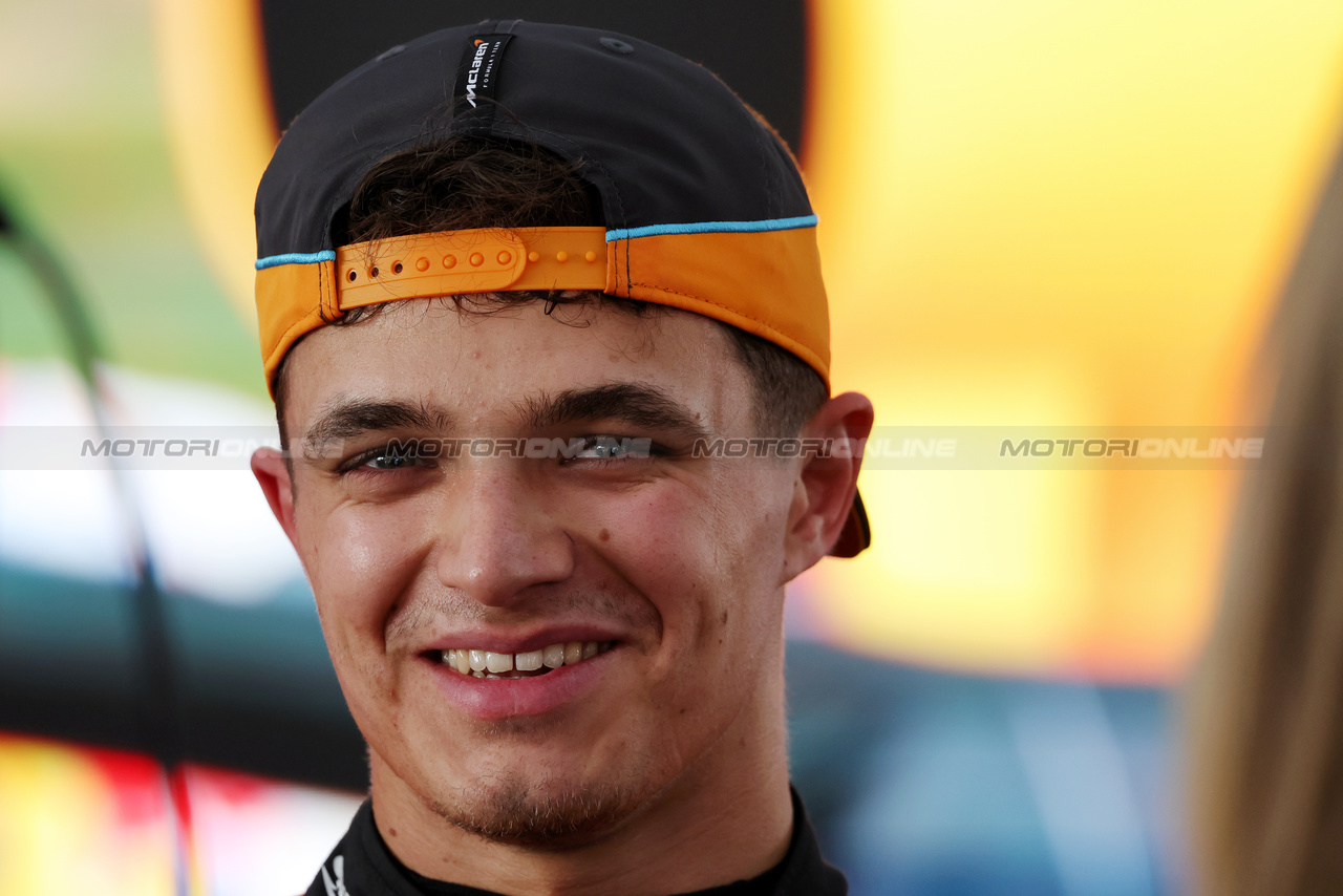 GP CINA, Lando Norris (GBR) McLaren.

20.04.2024. Formula 1 World Championship, Rd 5, Chinese Grand Prix, Shanghai, China, Sprint e Qualifiche Day.

- www.xpbimages.com, EMail: requests@xpbimages.com © Copyright: Rew / XPB Images