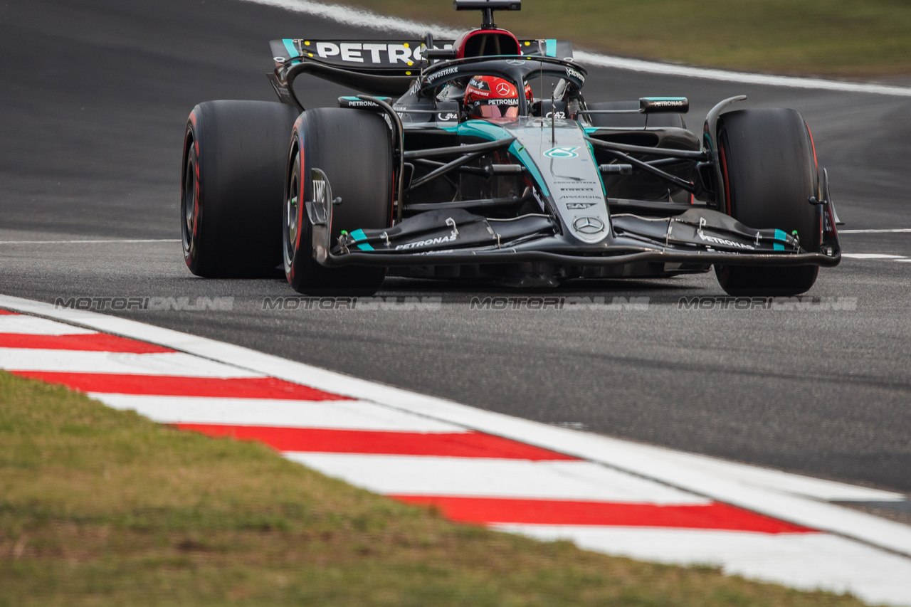 GP CINA, George Russell (GBR) Mercedes AMG F1 W15.

20.04.2024. Formula 1 World Championship, Rd 5, Chinese Grand Prix, Shanghai, China, Sprint e Qualifiche Day.

- www.xpbimages.com, EMail: requests@xpbimages.com © Copyright: Bearne / XPB Images