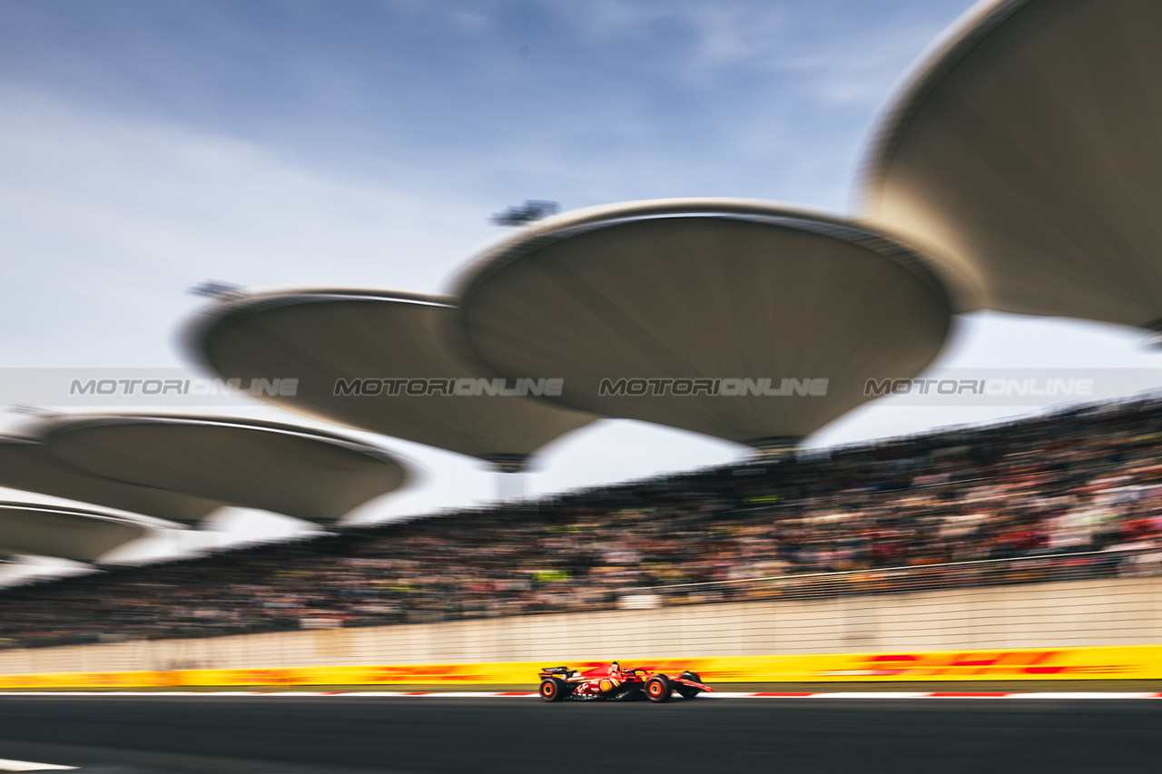 GP CINA, Carlos Sainz Jr (ESP) Ferrari SF-24.

20.04.2024. Formula 1 World Championship, Rd 5, Chinese Grand Prix, Shanghai, China, Sprint e Qualifiche Day.

- www.xpbimages.com, EMail: requests@xpbimages.com © Copyright: Bearne / XPB Images