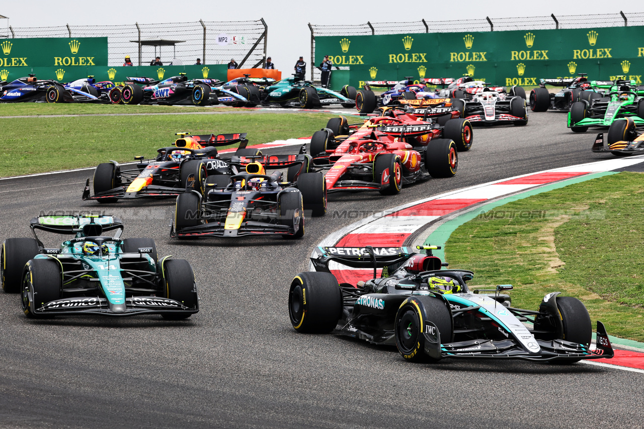 GP CINA, Lewis Hamilton (GBR) Mercedes AMG F1 W15 at the partenza of Sprint.

20.04.2024. Formula 1 World Championship, Rd 5, Chinese Grand Prix, Shanghai, China, Sprint e Qualifiche Day.

- www.xpbimages.com, EMail: requests@xpbimages.com © Copyright: Bearne / XPB Images