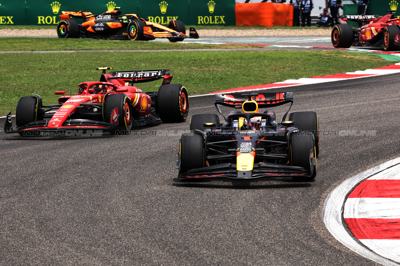 GP CINA, Max Verstappen (NLD) Red Bull Racing RB20.

20.04.2024. Formula 1 World Championship, Rd 5, Chinese Grand Prix, Shanghai, China, Sprint e Qualifiche Day.

- www.xpbimages.com, EMail: requests@xpbimages.com © Copyright: Bearne / XPB Images