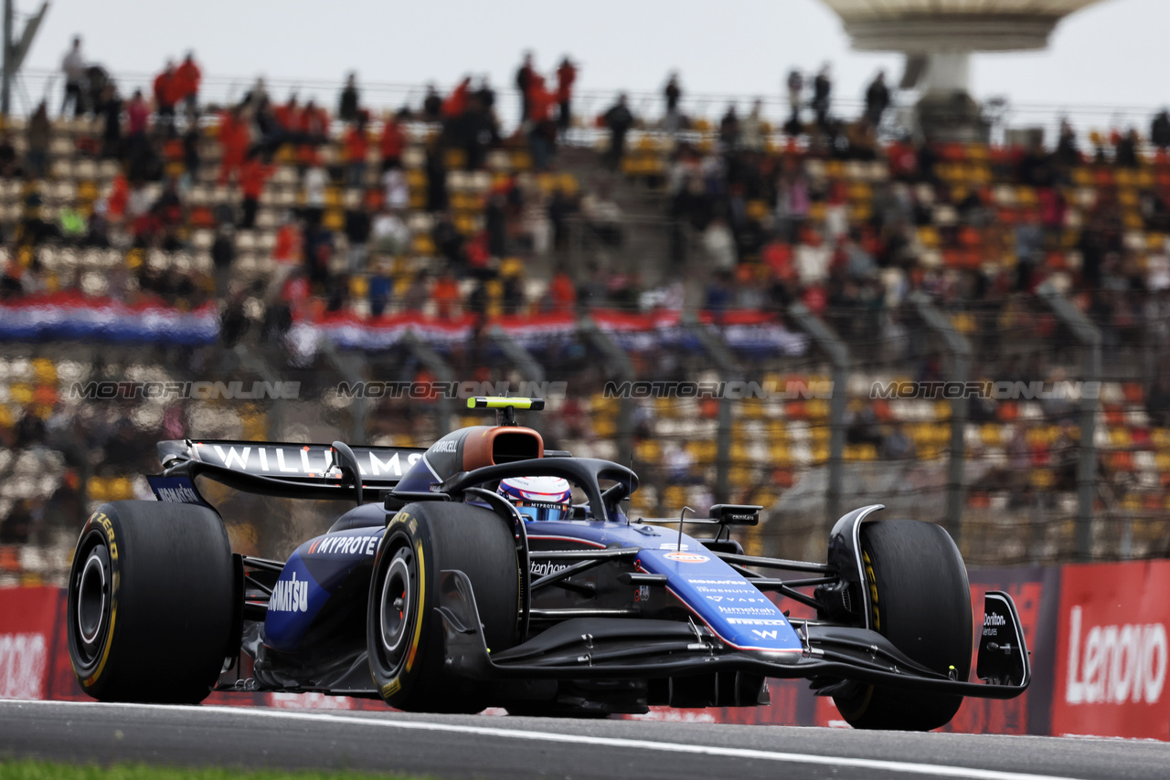 GP CINA, Logan Sargeant (USA) Williams Racing FW46.

19.04.2024. Formula 1 World Championship, Rd 5, Chinese Grand Prix, Shanghai, China, Sprint Qualifiche Day.

- www.xpbimages.com, EMail: requests@xpbimages.com © Copyright: Bearne / XPB Images