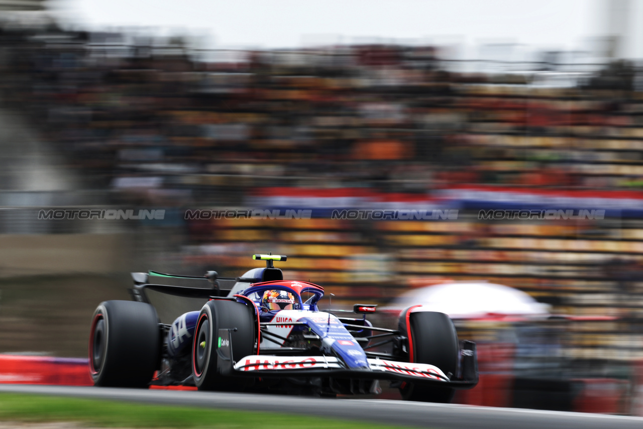 GP CINA, Yuki Tsunoda (JPN) RB VCARB 01.

19.04.2024. Formula 1 World Championship, Rd 5, Chinese Grand Prix, Shanghai, China, Sprint Qualifiche Day.

- www.xpbimages.com, EMail: requests@xpbimages.com © Copyright: Bearne / XPB Images