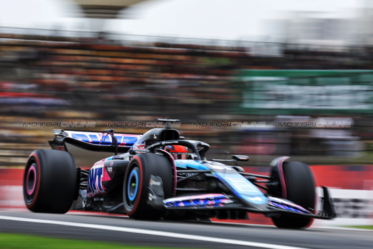 GP CINA, Esteban Ocon (FRA) Alpine F1 Team A524.

19.04.2024. Formula 1 World Championship, Rd 5, Chinese Grand Prix, Shanghai, China, Sprint Qualifiche Day.

- www.xpbimages.com, EMail: requests@xpbimages.com © Copyright: Bearne / XPB Images