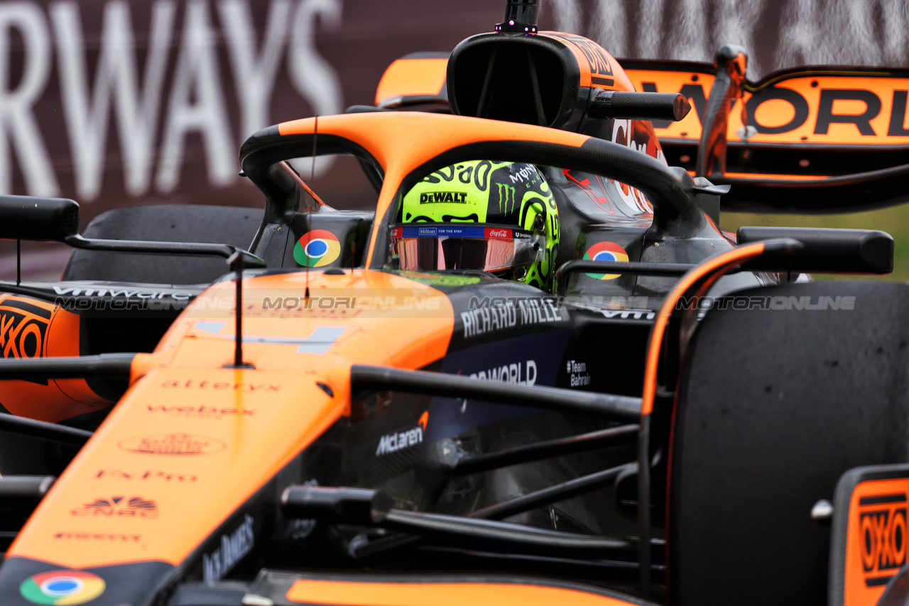 GP CINA, Lando Norris (GBR) McLaren MCL38.

19.04.2024. Formula 1 World Championship, Rd 5, Chinese Grand Prix, Shanghai, China, Sprint Qualifiche Day.

- www.xpbimages.com, EMail: requests@xpbimages.com © Copyright: Bearne / XPB Images