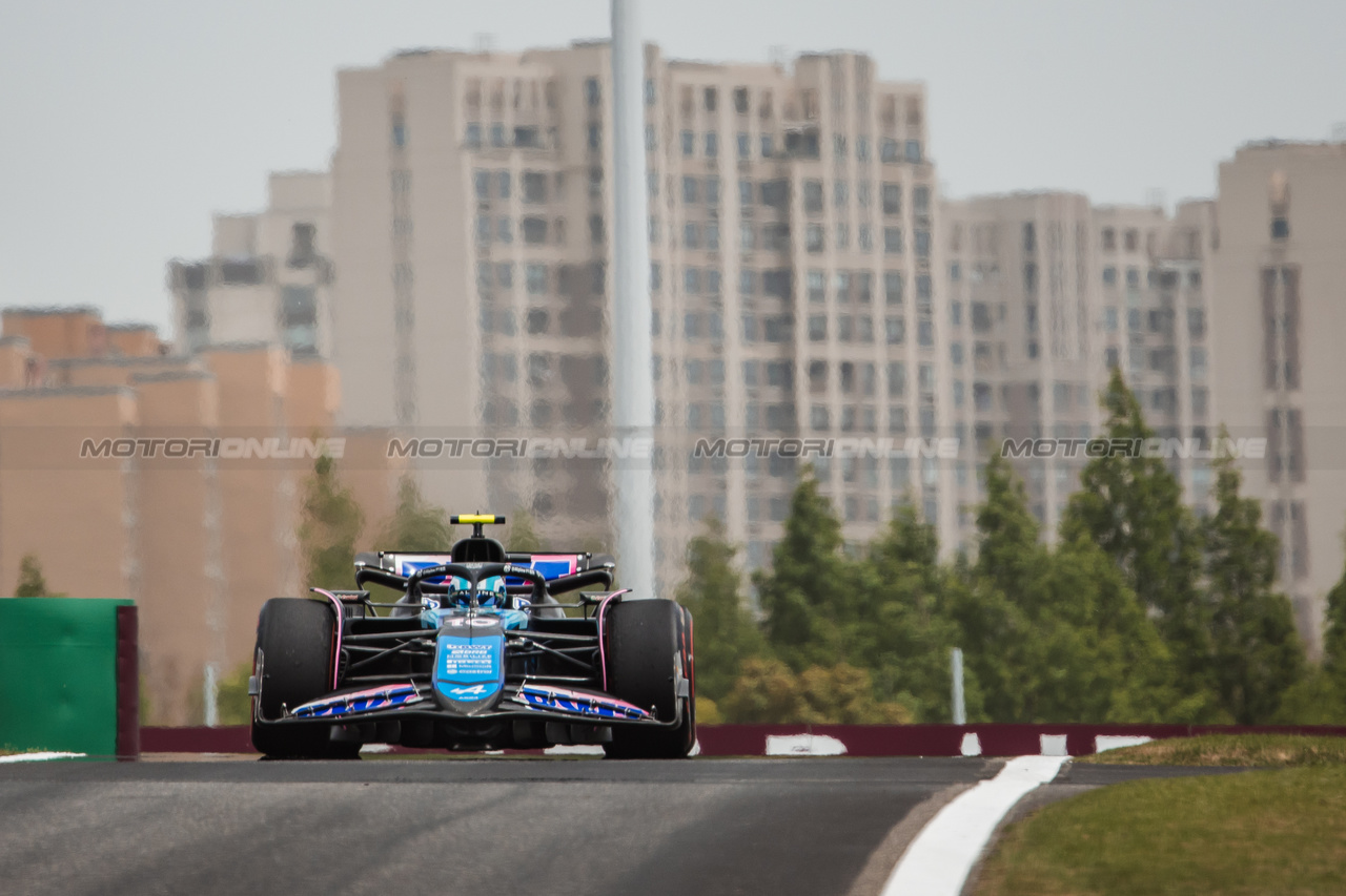 GP CINA, Pierre Gasly (FRA) Alpine F1 Team A524.

19.04.2024. Formula 1 World Championship, Rd 5, Chinese Grand Prix, Shanghai, China, Sprint Qualifiche Day.

- www.xpbimages.com, EMail: requests@xpbimages.com © Copyright: Bearne / XPB Images