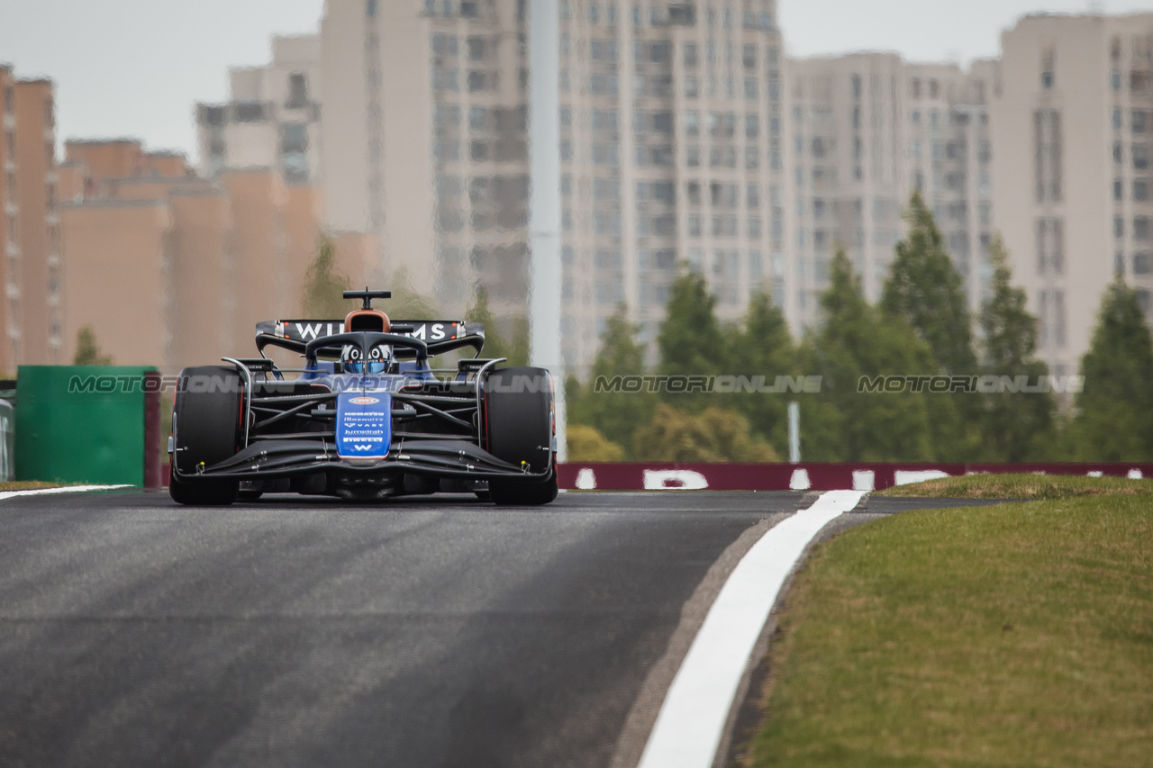 GP CINA, Alexander Albon (THA) Williams Racing FW46.

19.04.2024. Formula 1 World Championship, Rd 5, Chinese Grand Prix, Shanghai, China, Sprint Qualifiche Day.

- www.xpbimages.com, EMail: requests@xpbimages.com © Copyright: Bearne / XPB Images