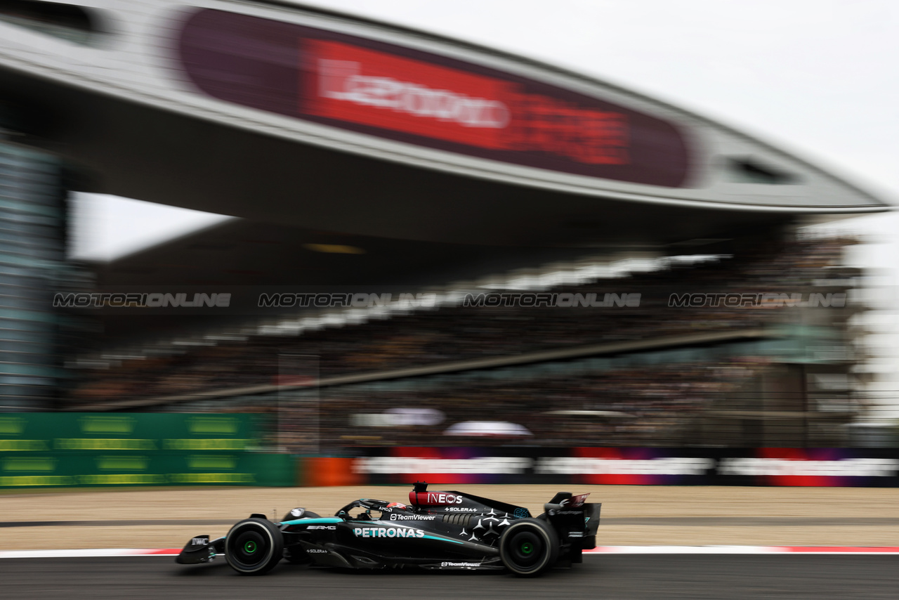 GP CINA, George Russell (GBR) Mercedes AMG F1 W15.

19.04.2024. Formula 1 World Championship, Rd 5, Chinese Grand Prix, Shanghai, China, Sprint Qualifiche Day.

- www.xpbimages.com, EMail: requests@xpbimages.com © Copyright: Rew / XPB Images