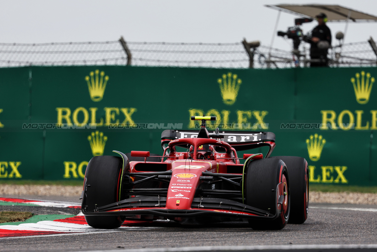 GP CINA, Carlos Sainz Jr (ESP) Ferrari SF-24.

19.04.2024. Formula 1 World Championship, Rd 5, Chinese Grand Prix, Shanghai, China, Sprint Qualifiche Day.

- www.xpbimages.com, EMail: requests@xpbimages.com © Copyright: Rew / XPB Images