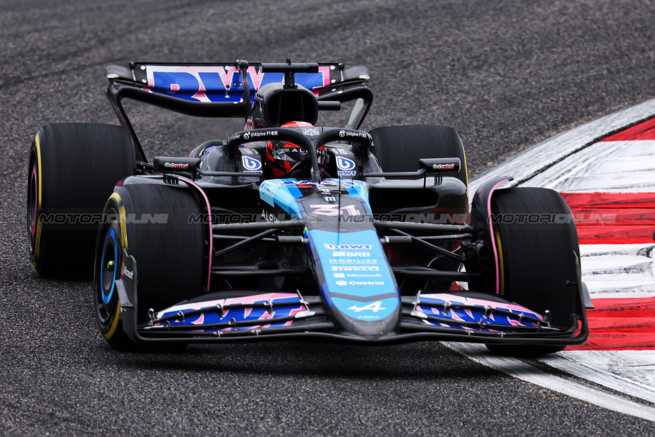 GP CINA, Esteban Ocon (FRA) Alpine F1 Team A524.

19.04.2024. Formula 1 World Championship, Rd 5, Chinese Grand Prix, Shanghai, China, Sprint Qualifiche Day.

- www.xpbimages.com, EMail: requests@xpbimages.com © Copyright: Bearne / XPB Images