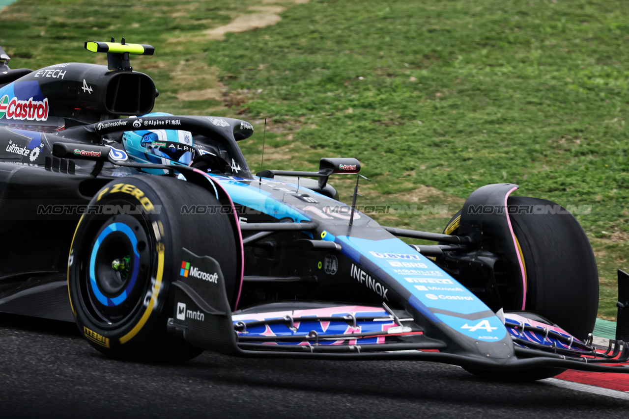 GP CINA, Pierre Gasly (FRA) Alpine F1 Team A524.

19.04.2024. Formula 1 World Championship, Rd 5, Chinese Grand Prix, Shanghai, China, Sprint Qualifiche Day.

- www.xpbimages.com, EMail: requests@xpbimages.com © Copyright: Bearne / XPB Images