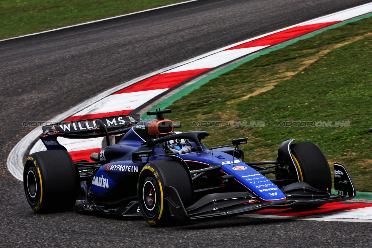 GP CINA, Logan Sargeant (USA) Williams Racing FW46.

19.04.2024. Formula 1 World Championship, Rd 5, Chinese Grand Prix, Shanghai, China, Sprint Qualifiche Day.

- www.xpbimages.com, EMail: requests@xpbimages.com © Copyright: Batchelor / XPB Images