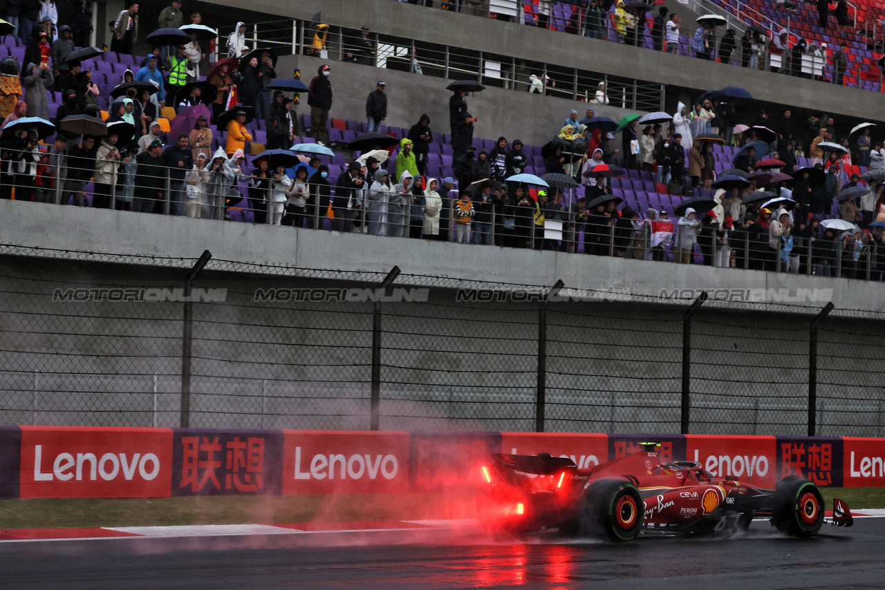 GP CINA, Carlos Sainz Jr (ESP) Ferrari SF-24.

19.04.2024. Formula 1 World Championship, Rd 5, Chinese Grand Prix, Shanghai, China, Sprint Qualifiche Day.

- www.xpbimages.com, EMail: requests@xpbimages.com © Copyright: Bearne / XPB Images