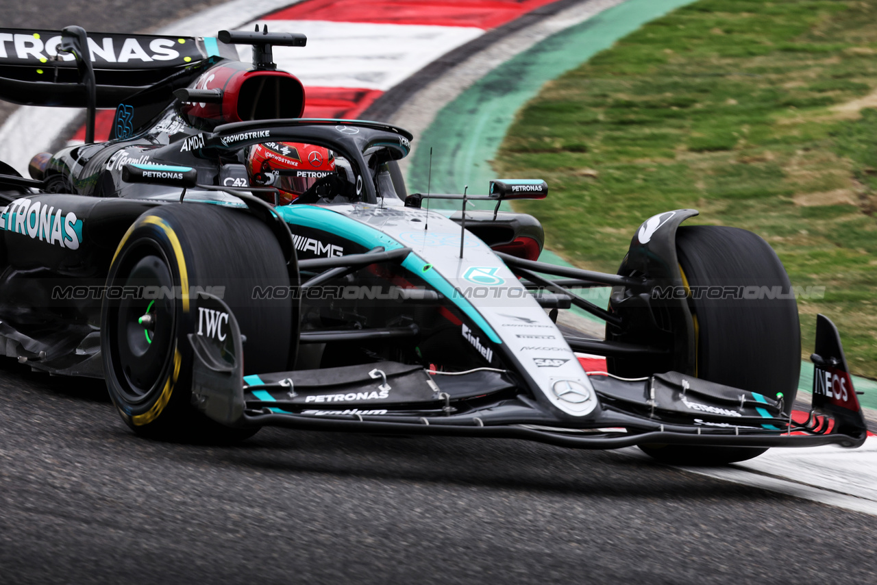 GP CINA, George Russell (GBR) Mercedes AMG F1 W15.

19.04.2024. Formula 1 World Championship, Rd 5, Chinese Grand Prix, Shanghai, China, Sprint Qualifiche Day.

- www.xpbimages.com, EMail: requests@xpbimages.com © Copyright: Bearne / XPB Images