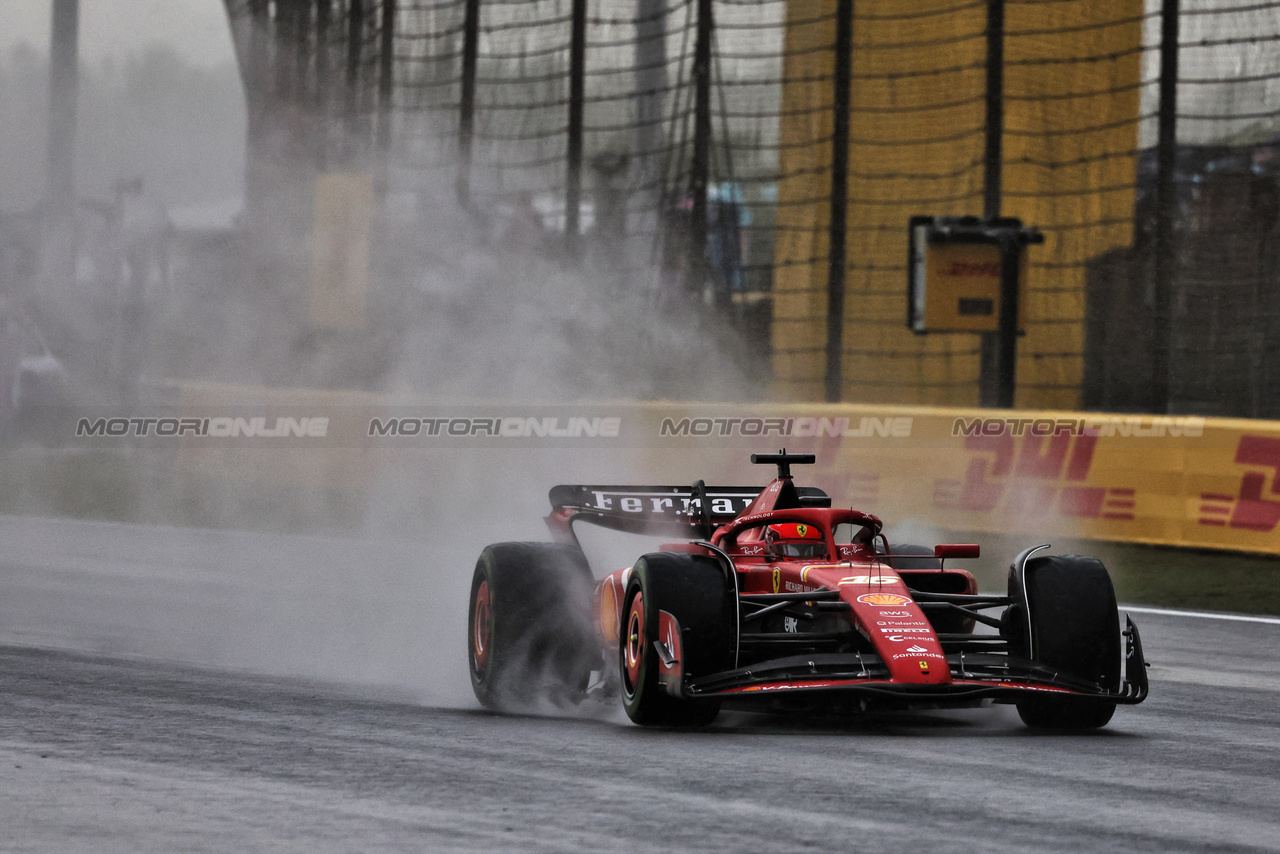 GP CINA, Charles Leclerc (MON) Ferrari SF-24.

19.04.2024. Formula 1 World Championship, Rd 5, Chinese Grand Prix, Shanghai, China, Sprint Qualifiche Day.

- www.xpbimages.com, EMail: requests@xpbimages.com © Copyright: Rew / XPB Images