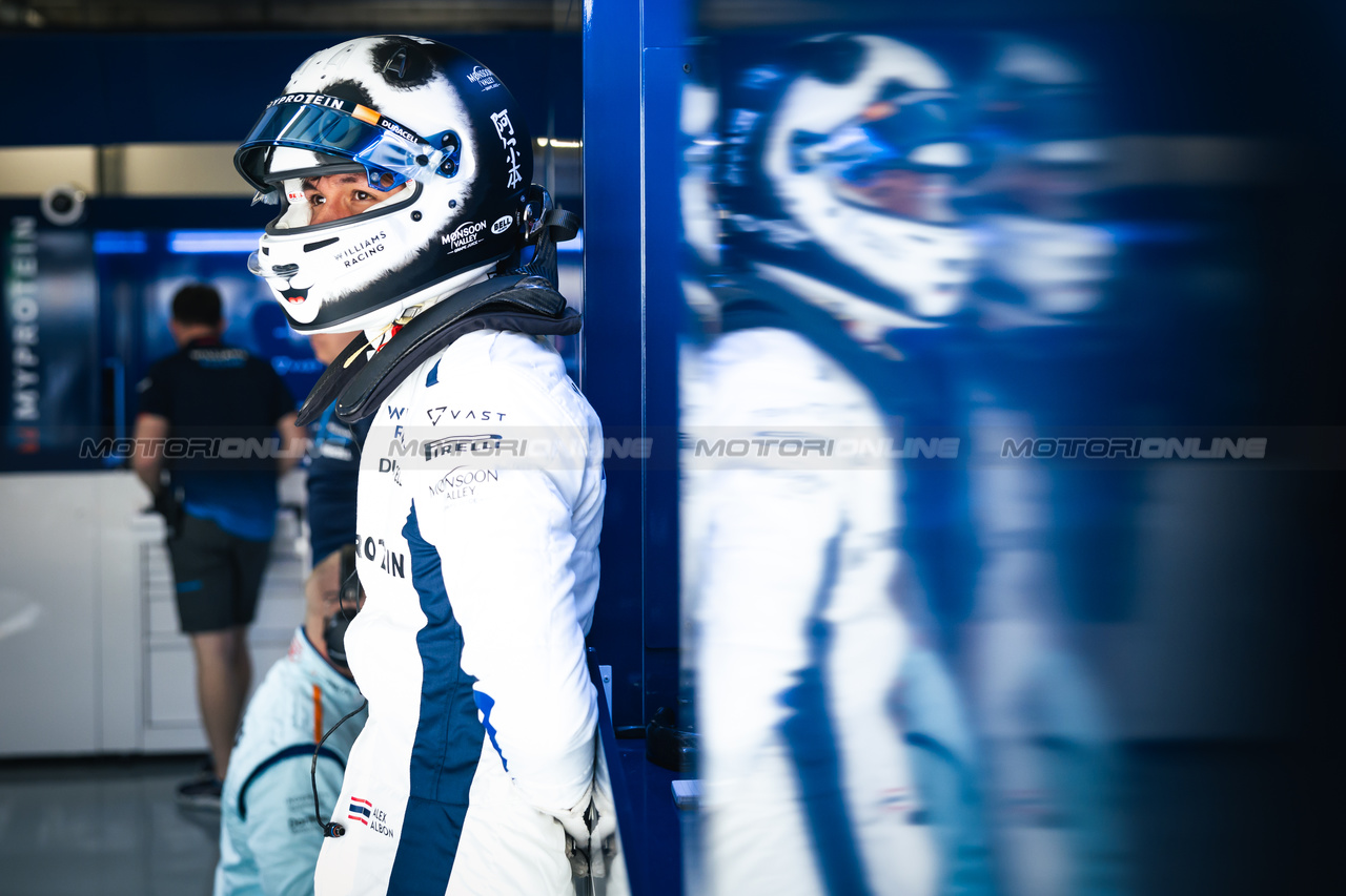 GP CINA, Alexander Albon (THA) Williams Racing.

19.04.2024. Formula 1 World Championship, Rd 5, Chinese Grand Prix, Shanghai, China, Sprint Qualifiche Day.

- www.xpbimages.com, EMail: requests@xpbimages.com © Copyright: Bearne / XPB Images